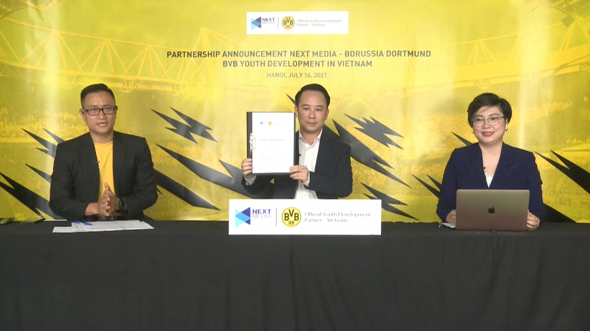 Borussia Dortmund "chọn mặt gửi vàng", mở học viện bóng đá trẻ ở Việt Nam
